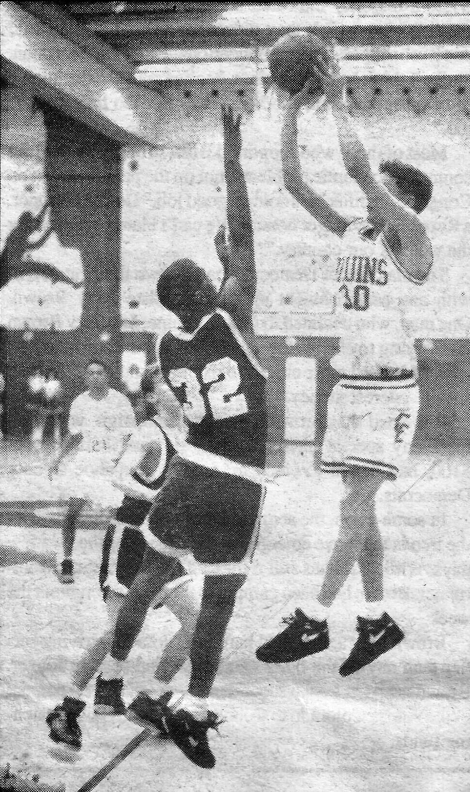 Nate Heckman fade-away shot in high school